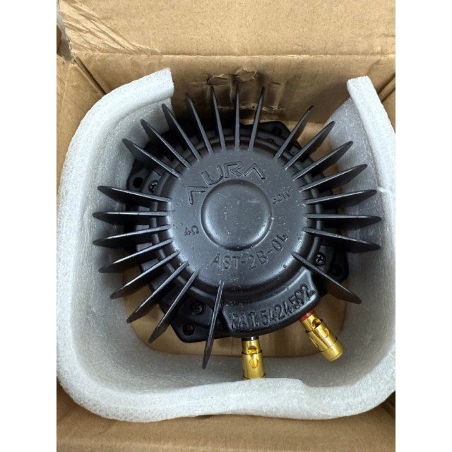 AURA低音振動器AST-3B-4 BassShaker PLUS(含擴大機) 